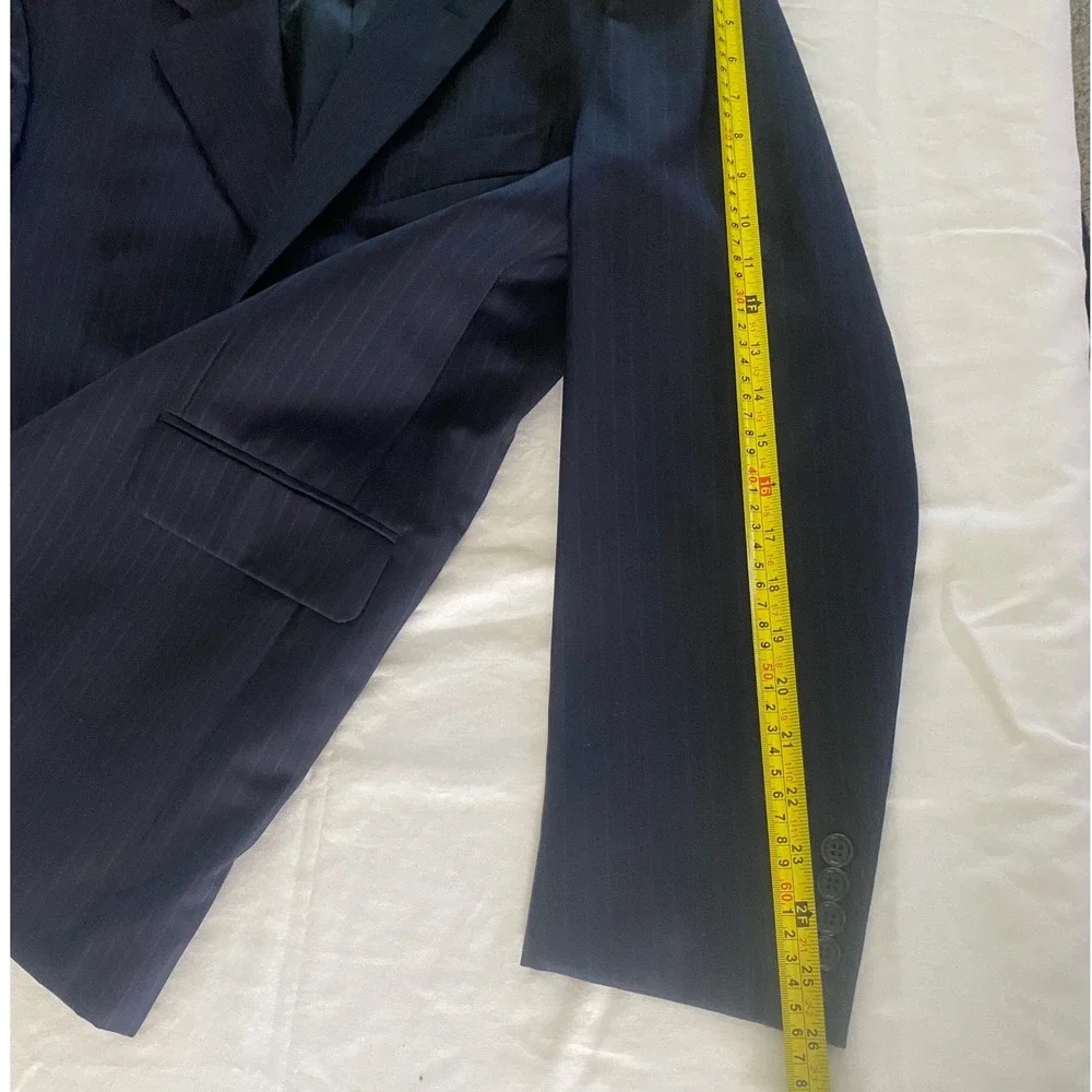 Barney New York Mens‎ Navy Blue Pinstripe 2 Piece Suit Two Button Blazer